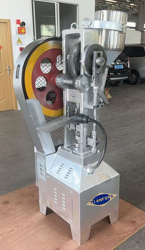 Μονόστρωμα Πίνακας Εξόδου Πίνακας Πίεσης Φυτικού Καλαθιού με πίεση 60 KN και χωρητικότητα 2800 PCS/ώρα