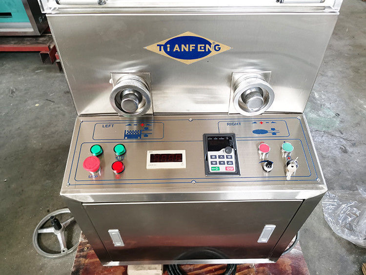 ZPW15D ZPW17D ZPW19D Rotary Tablet Press Machine 3KW 42000 PCs/Hour Για χάπια διαμέτρου 20 mm